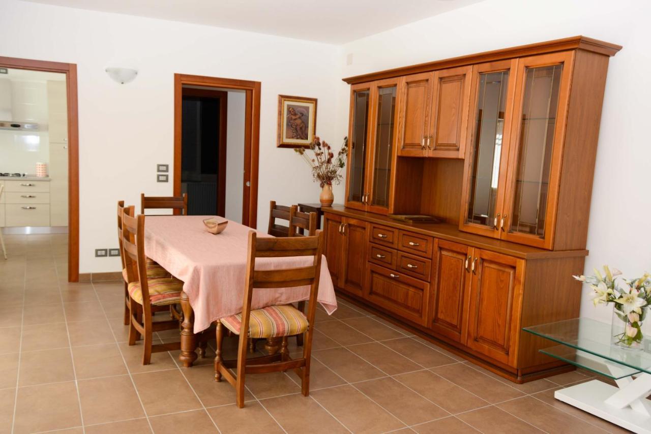 Rinaldi House Bed & Breakfast Torriana Bagian luar foto