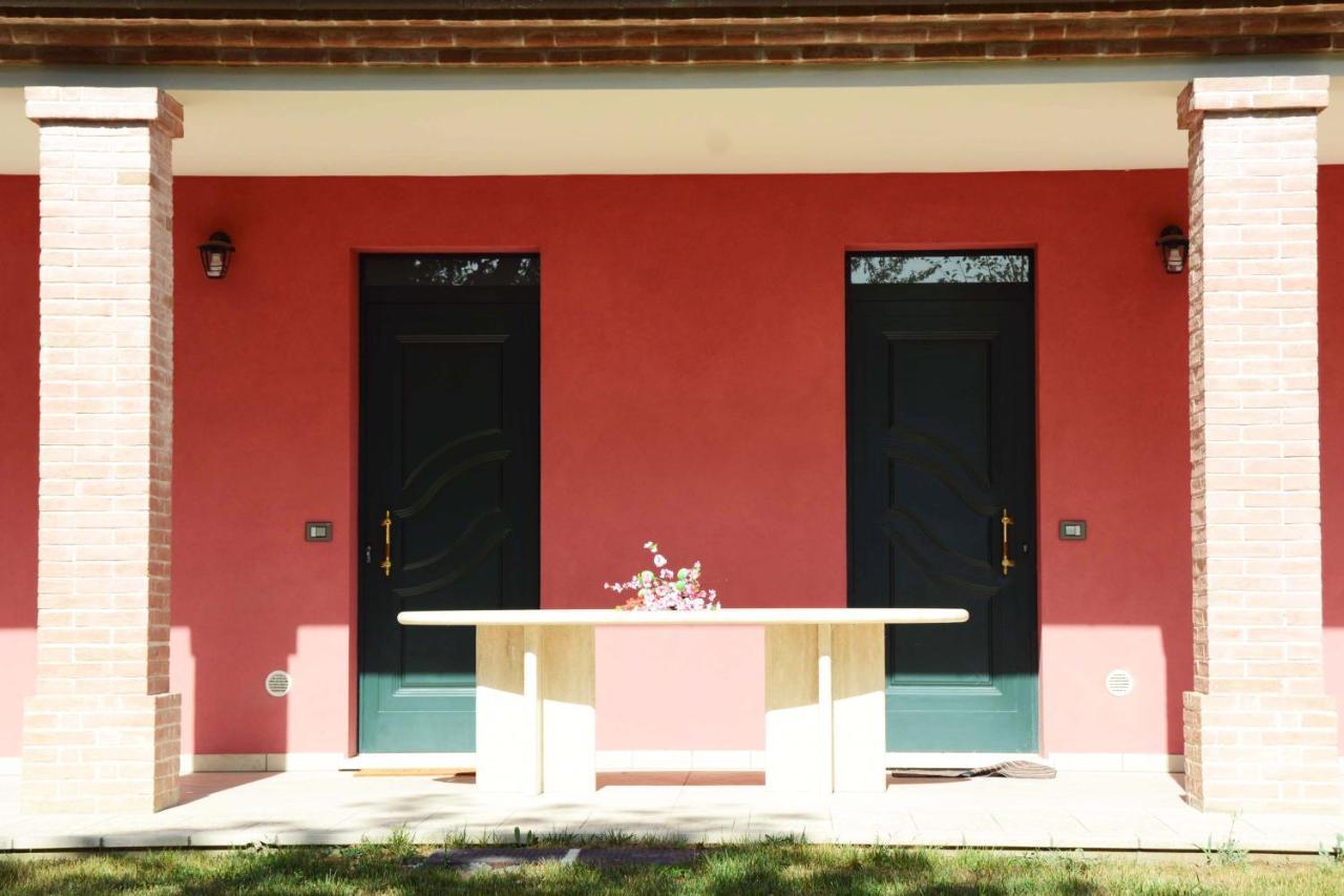 Rinaldi House Bed & Breakfast Torriana Bagian luar foto
